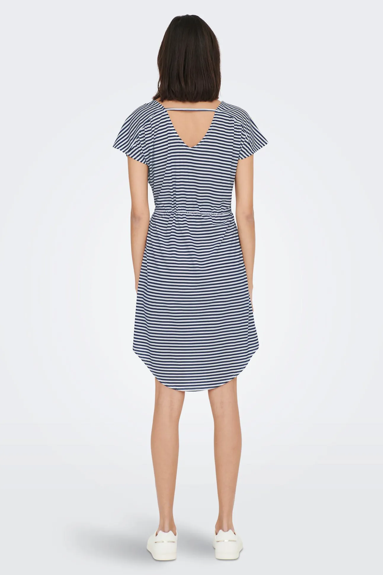 Vestido Corto Fluido