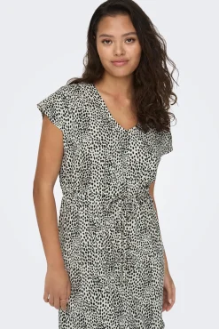 Vestido Corto Fluido