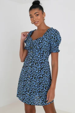Vestido Corto Fruncido Con Botones Y Print Floral