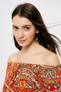 Vestido Corto Goma Escote
