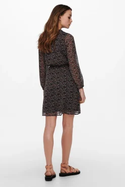 Vestido Corto Lazo
