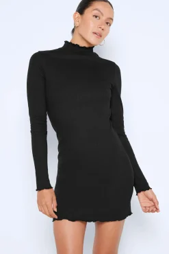 Vestido Corto Manga Larga