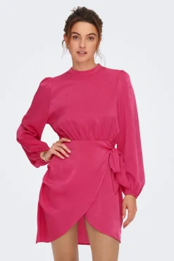 Vestido Corto Satinado