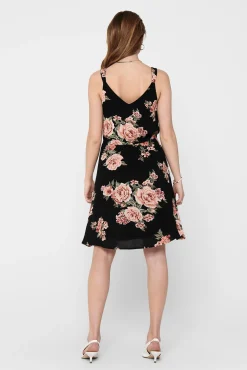 Vestido Corto Tirantes