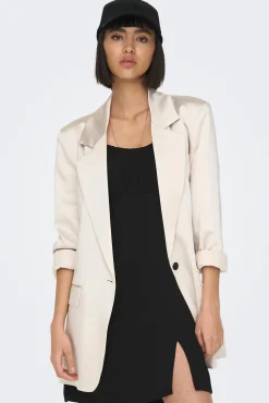 Vestido Corto Tirantes