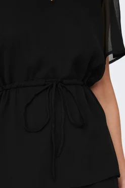 Vestido Corto Volantes