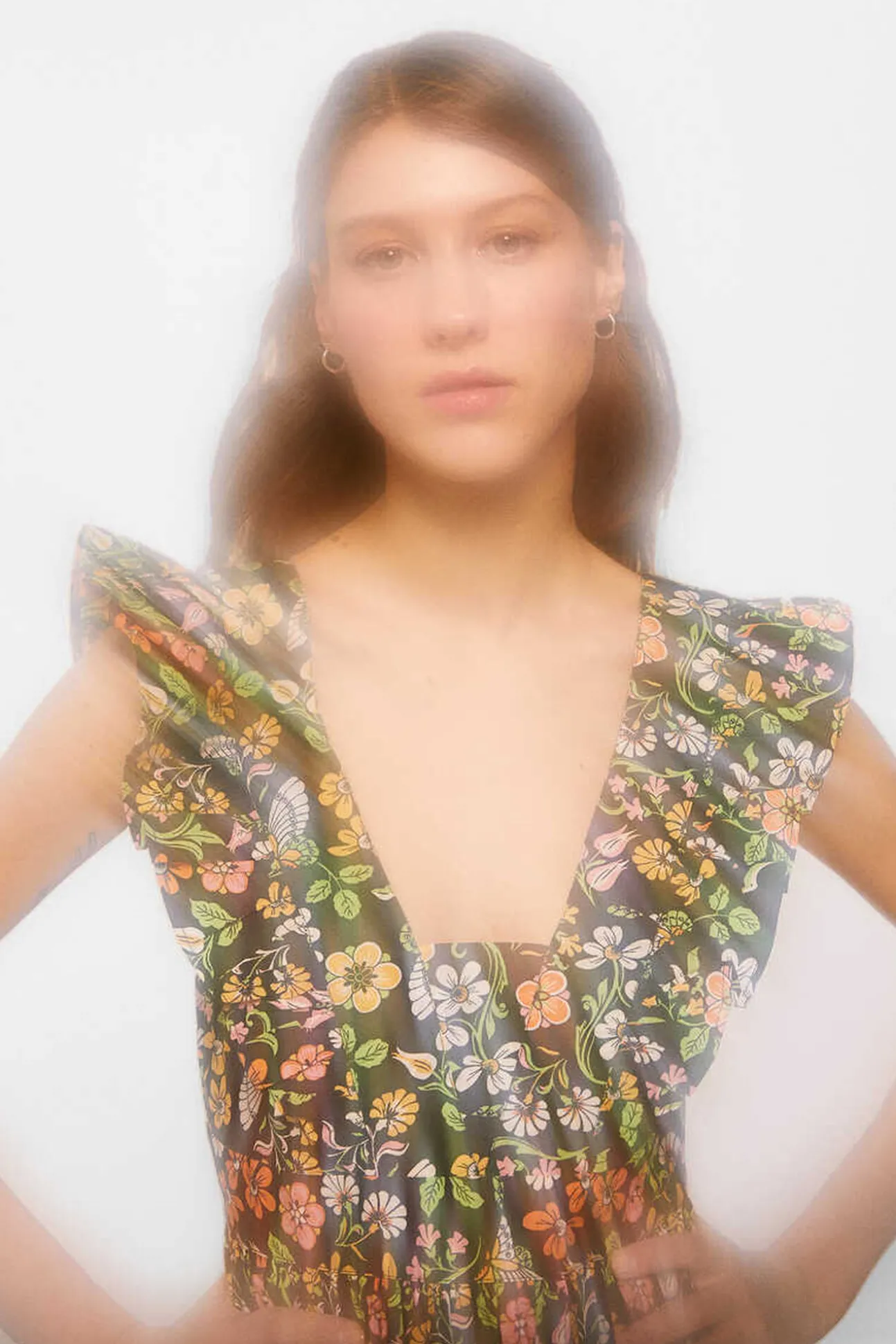 Vestido Corto Volantes Volumen
