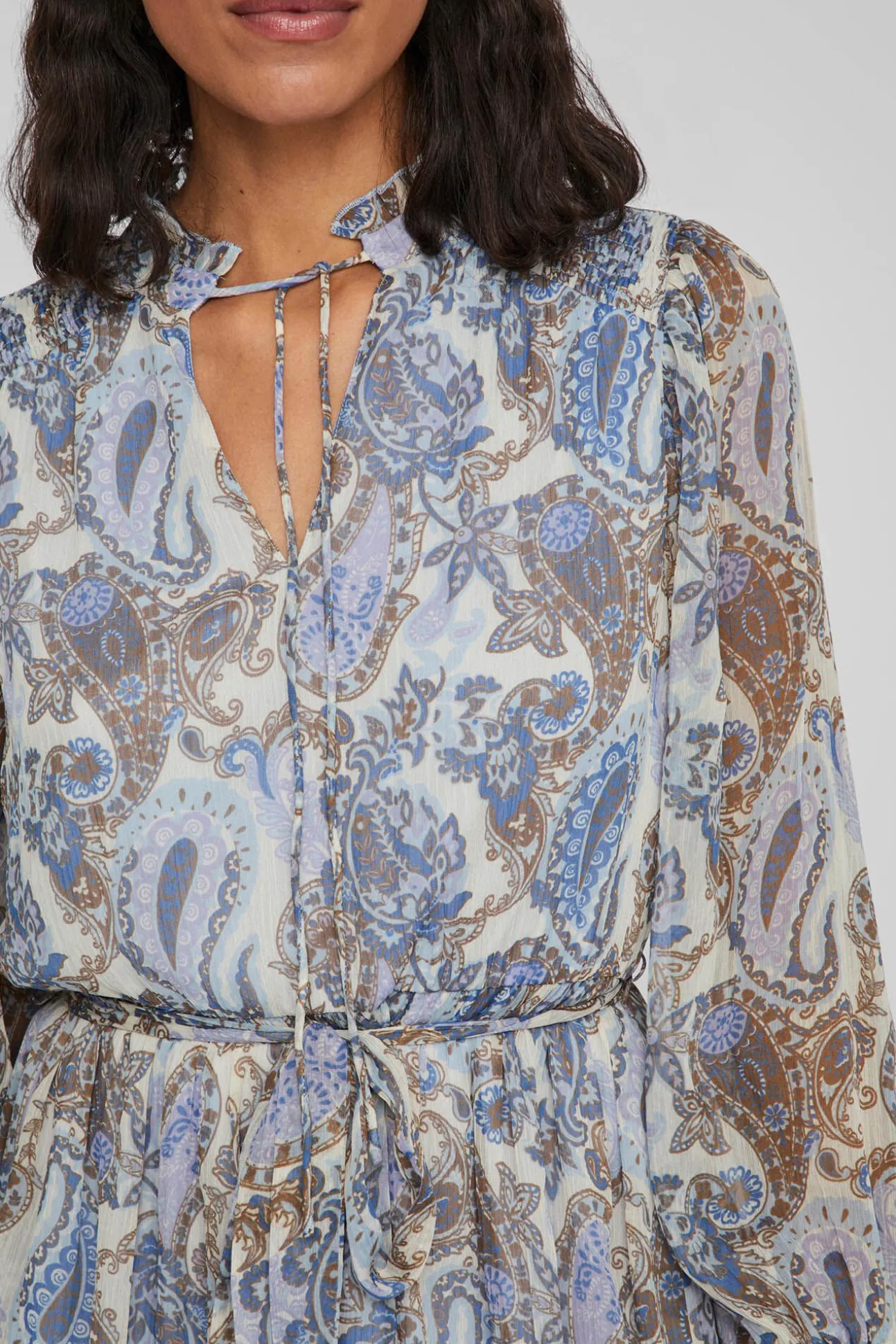 Vestido De Manga Larga Corto Paisley