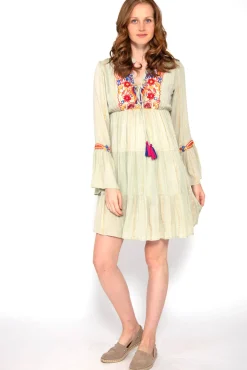 Vestido De Manga Larga Con Bordados Y Espejos