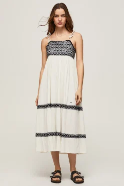 Vestido De Tirantes Largo Con Detalles En Negro.