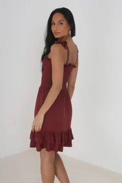 Vestido De Tirantes Y Cuerpo Nido De Abeja