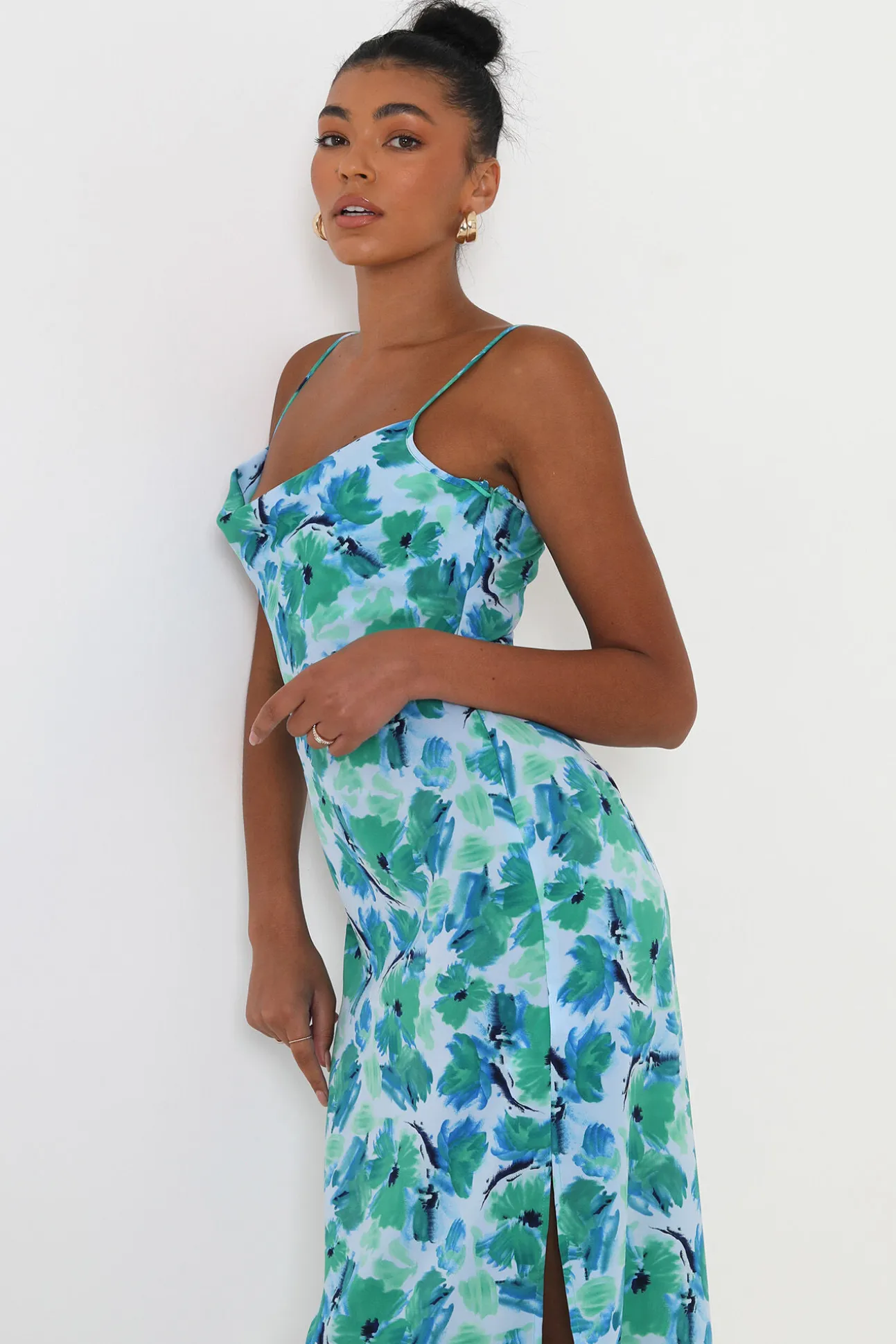 Vestido Floral De Tirantes