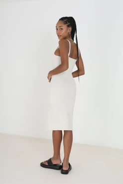 Vestido Midi Ajustado De Tirantantes