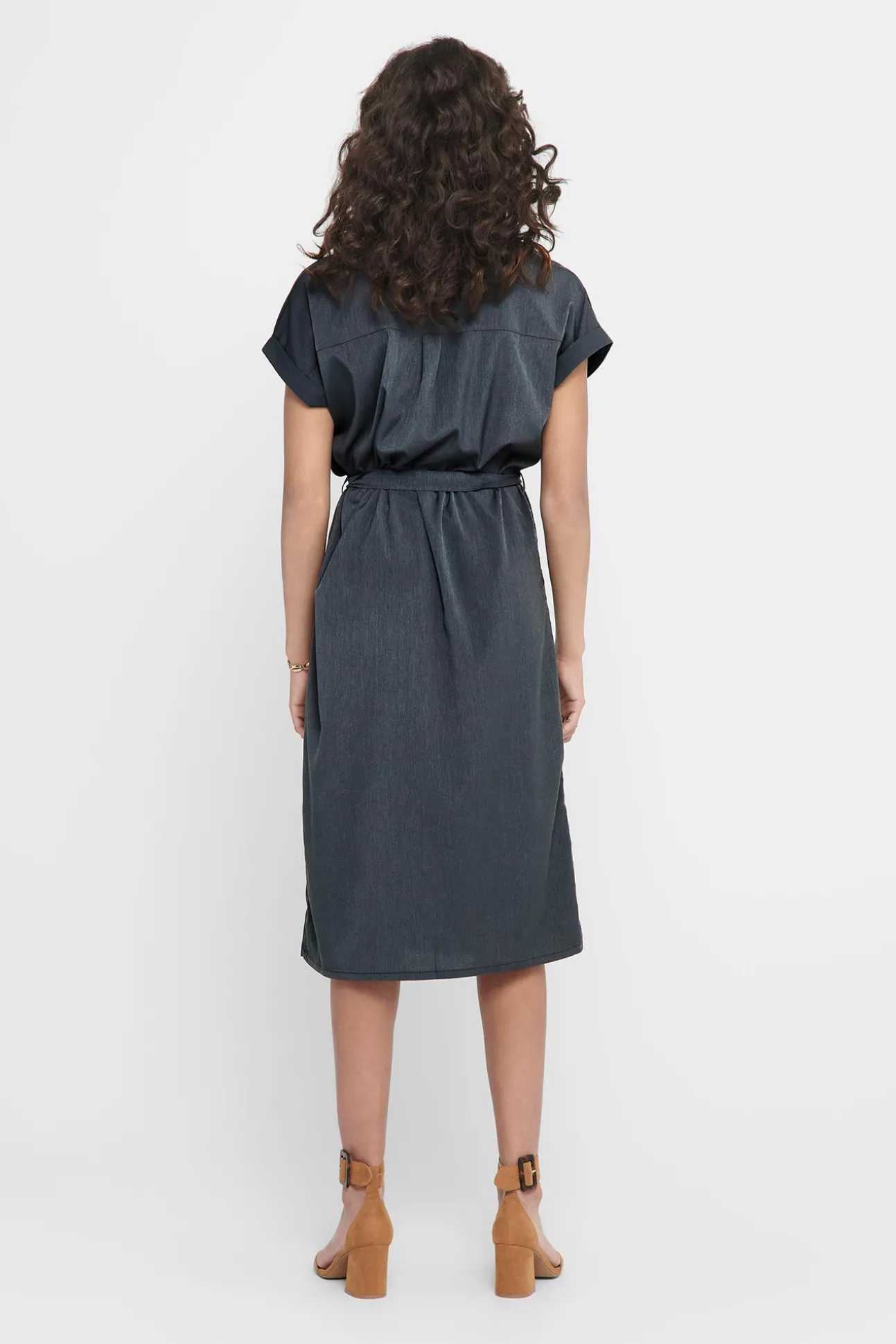 Vestido Midi Camisero