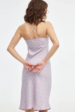 Vestido Midi Cut Out
