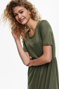 Vestido Midi Manga Corta