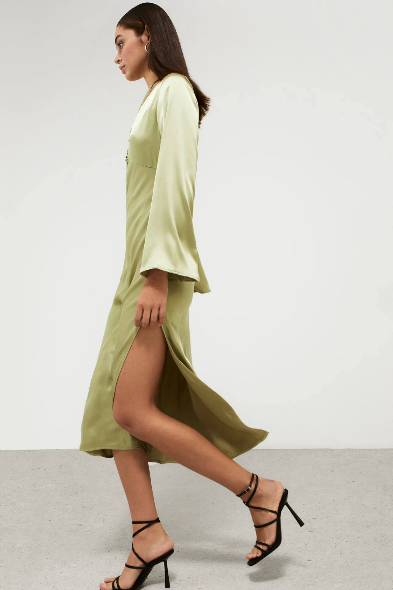 Vestido Midi Satinado