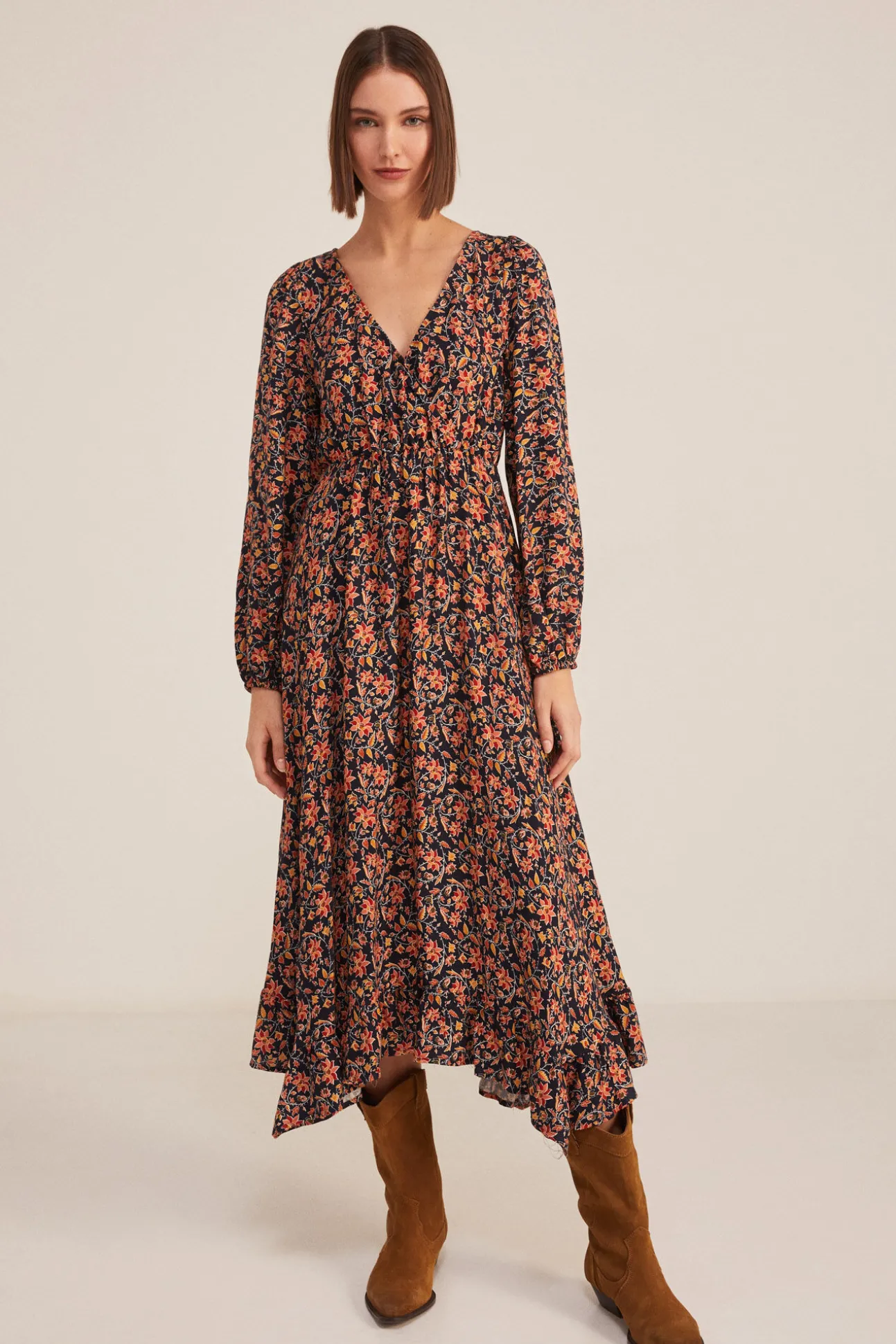 Vestido Midi Volante Picos