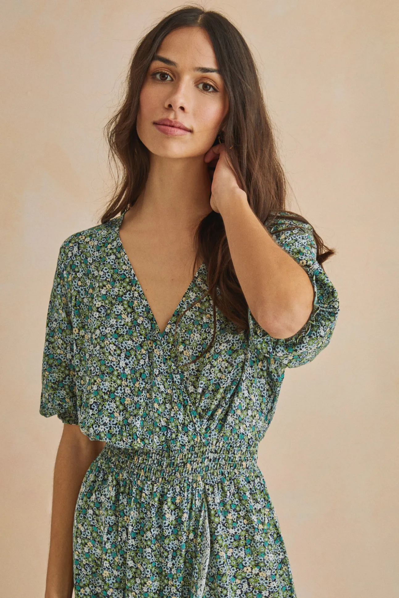 Vestido Midi Volantes Verde
