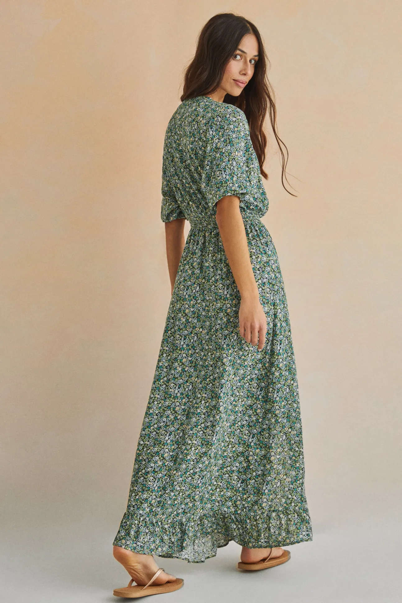 Vestido Midi Volantes Verde