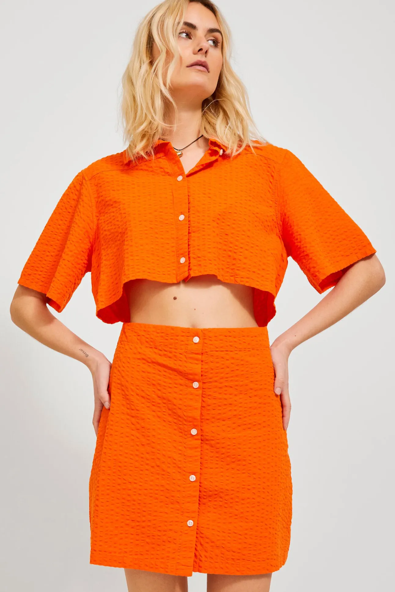 Vestido Mini Camisero Cut Out
