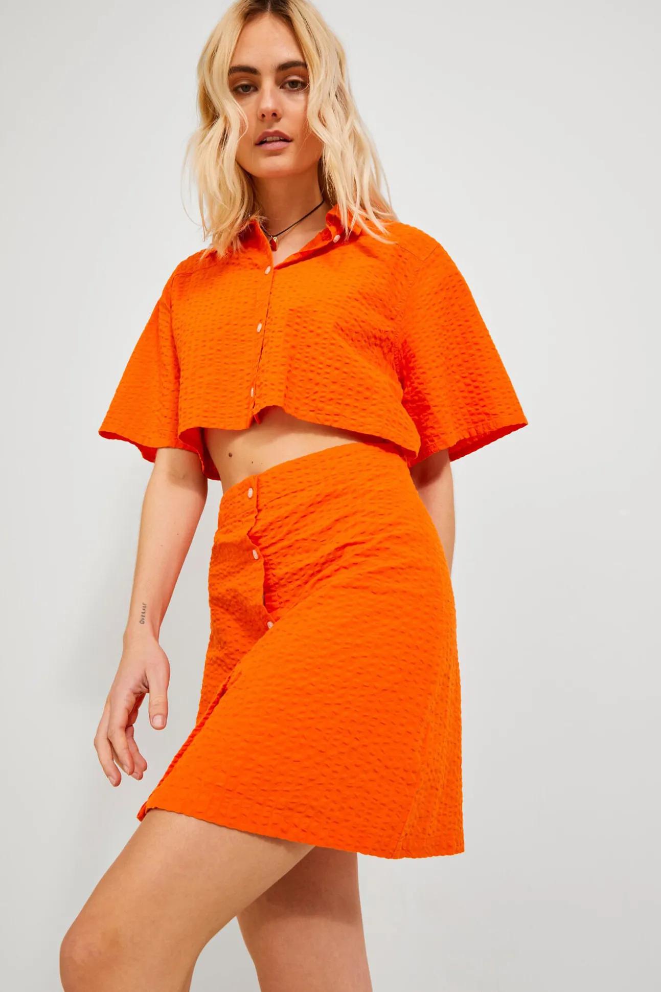 Vestido Mini Camisero Cut Out