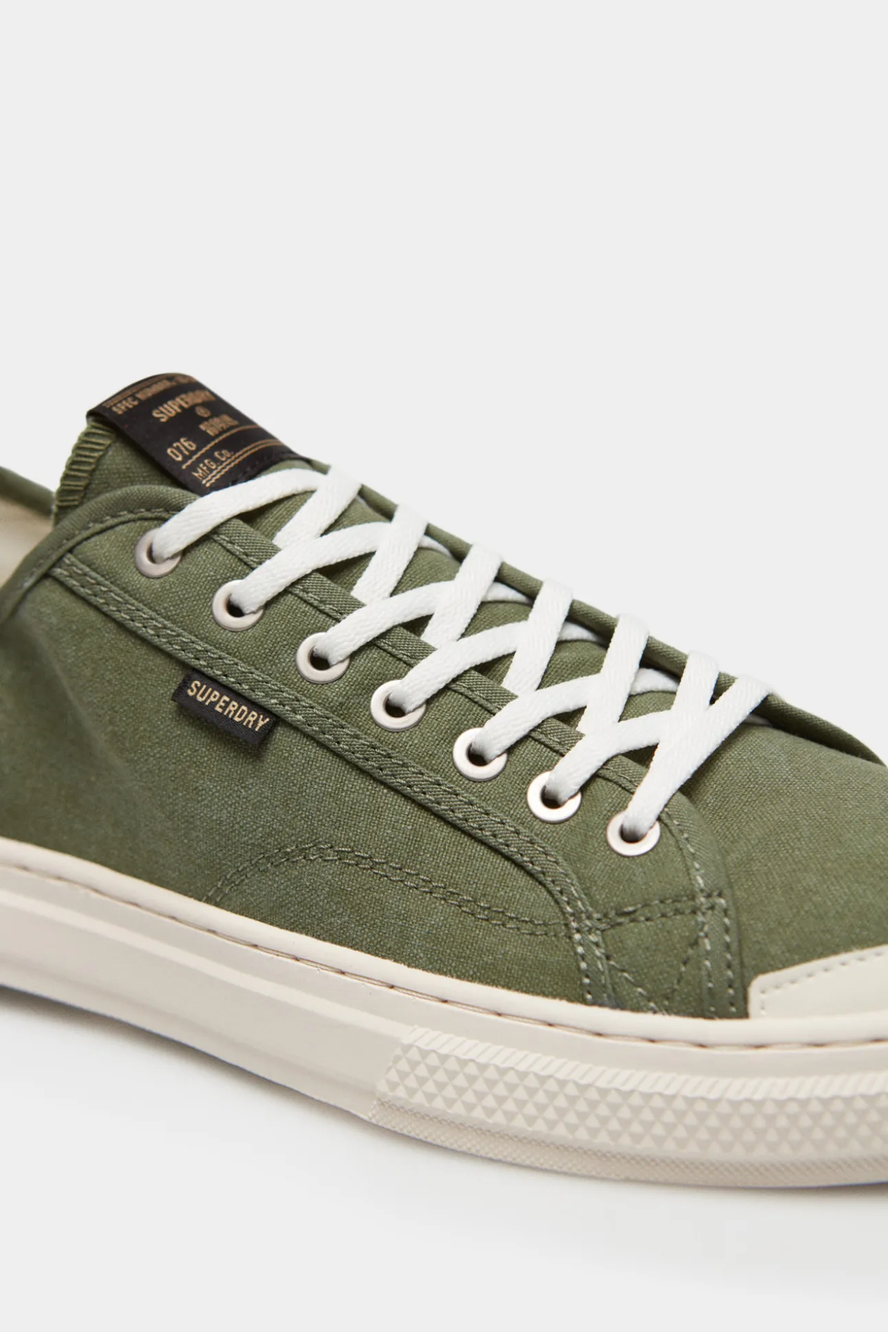 Zapatillas Deportivas Veganas De Lona Y Cana Baja